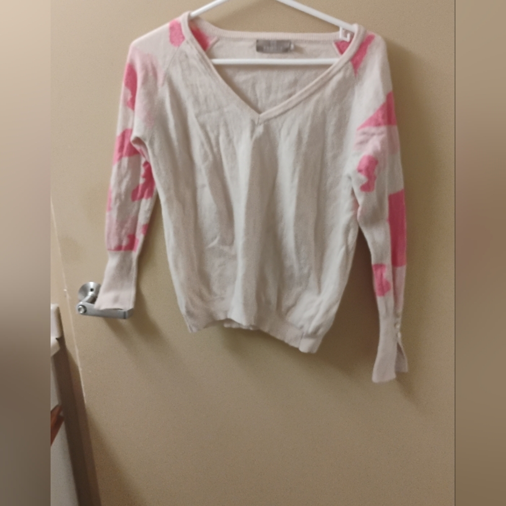 Brodie Fine Cashmere Pink Camo Sleeve V Neck Sweater Sz S